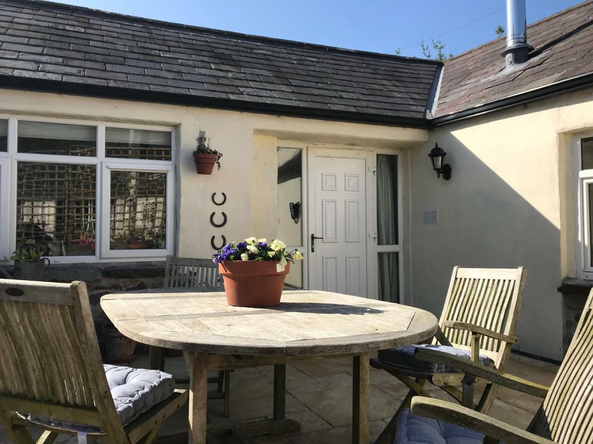 Tracey'S Farmhouse Cottage Belfast Exterior foto